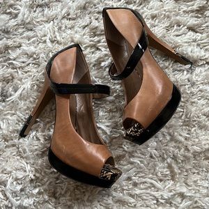 Jessica Simpson heels